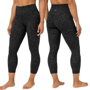 Lululemon Athletica Black Leopard Print  Leggings Size 2